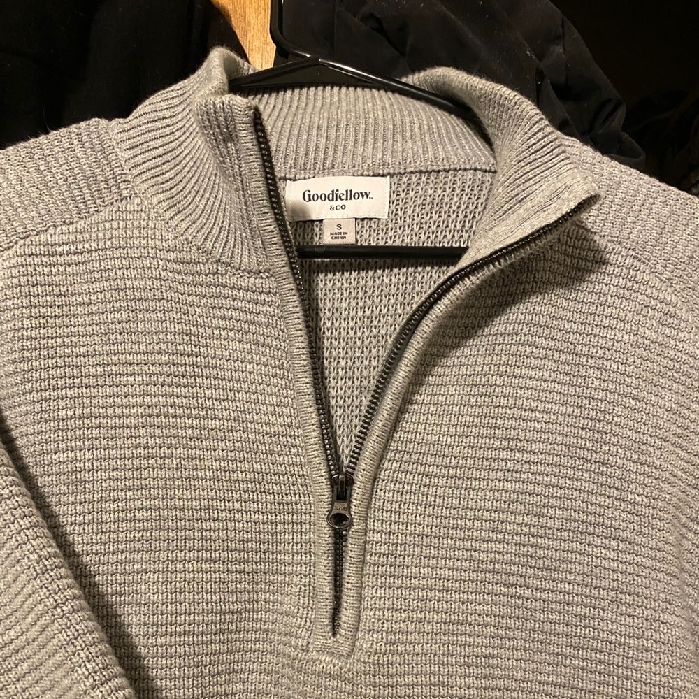 Goodfellow zip up sweater